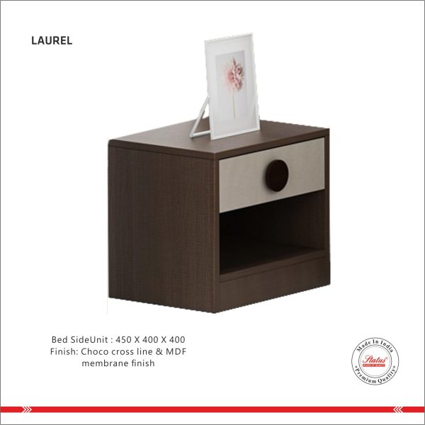 LAUST450400